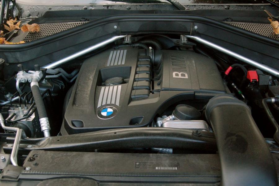 BMW X6 XDrive 3.5i 2008 года  (фото 11 из 44)